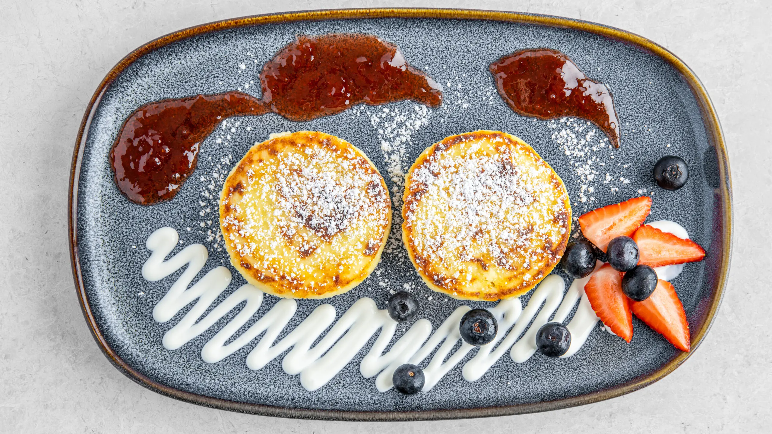 Syrniki (Cheese Pancakes)